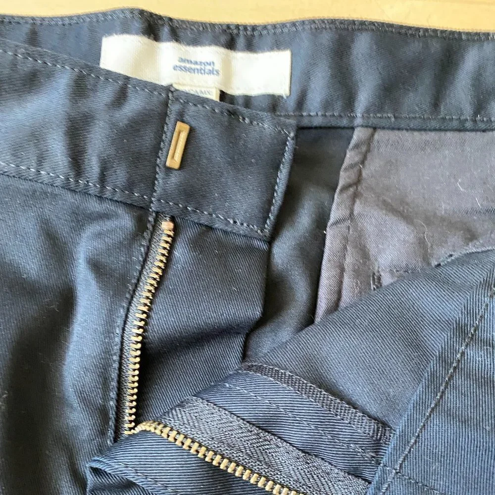 Amazon Essentials Black pants 38x29 classic fit